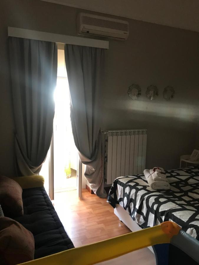 Calefati House Possibilita Self Check In Dopo Le 22 Appartement Bari Buitenkant foto